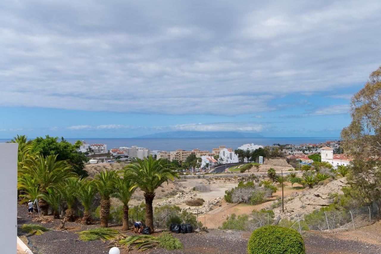 Sea View, Newly Renovated, 2 Bedrooms Apartment In Costa Adeje エクステリア 写真