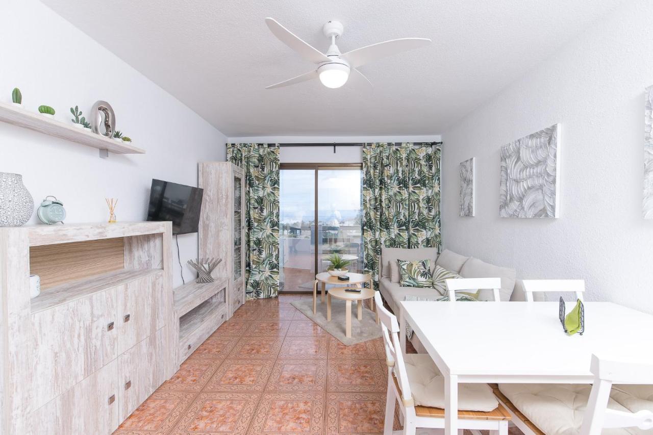 Sea View, Newly Renovated, 2 Bedrooms Apartment In Costa Adeje エクステリア 写真
